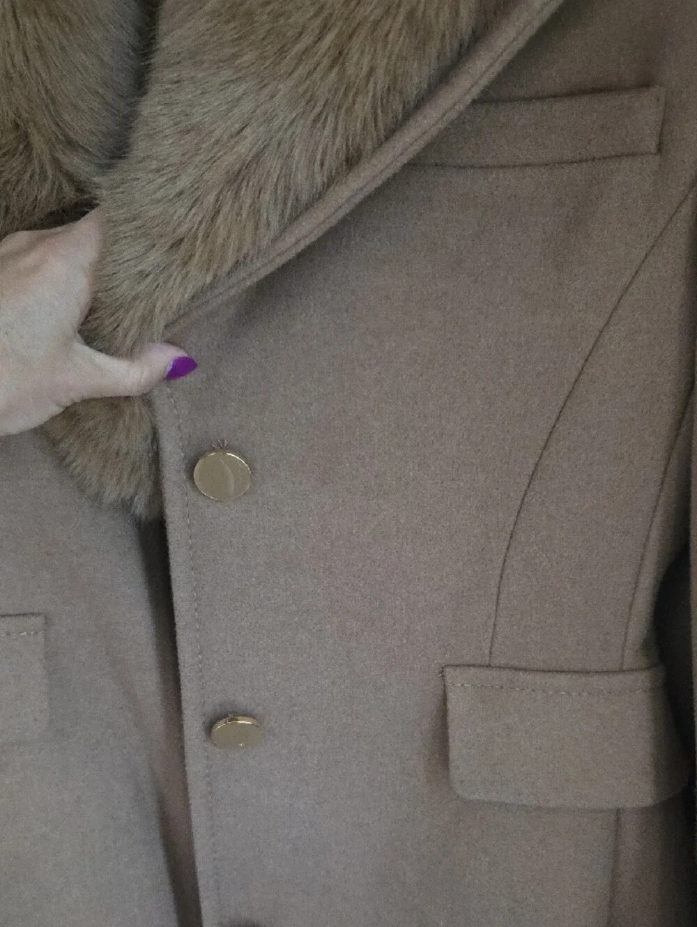 NWOT kate spade Camel Wool Blend Trench Coat with Faux Fur Collar